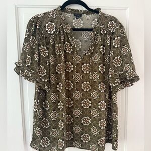 Ann Taylor Factory Patterned Short Sleeve Top